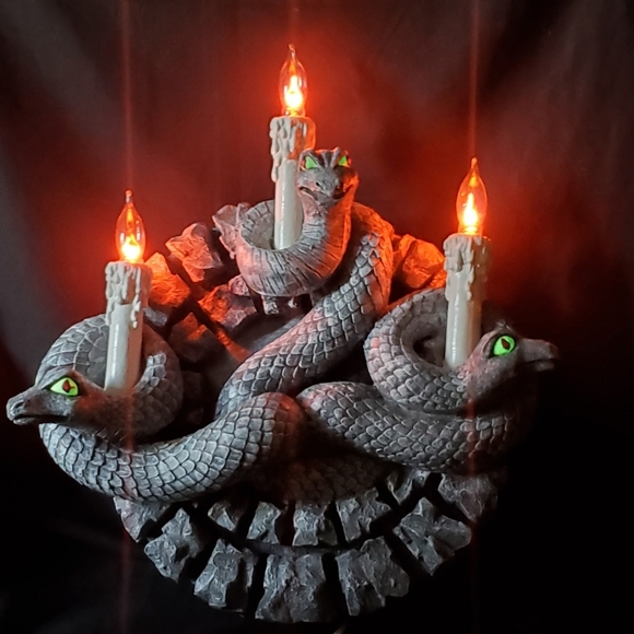 1997 Gothic Snake Light - Picture 1 of 9